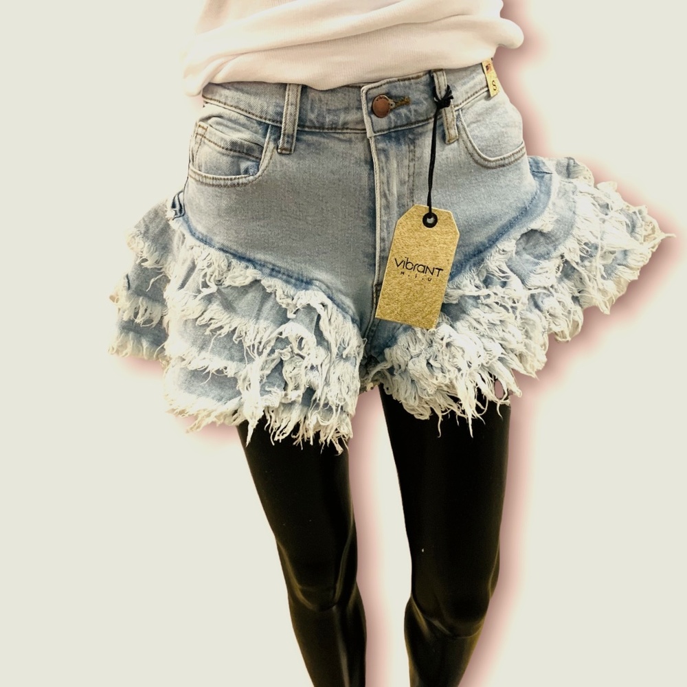 FRINGE SHORTS